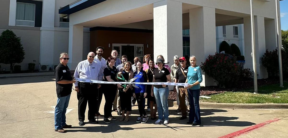 Hampton Inn & Suites celebrates grand reopening, renovation